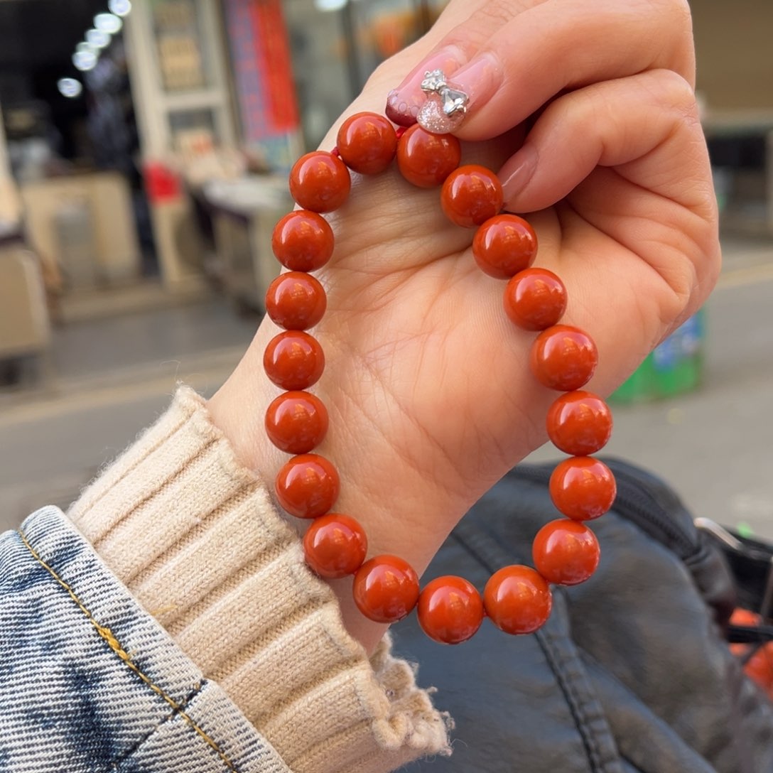 南红玛瑙手链未镶嵌V****?