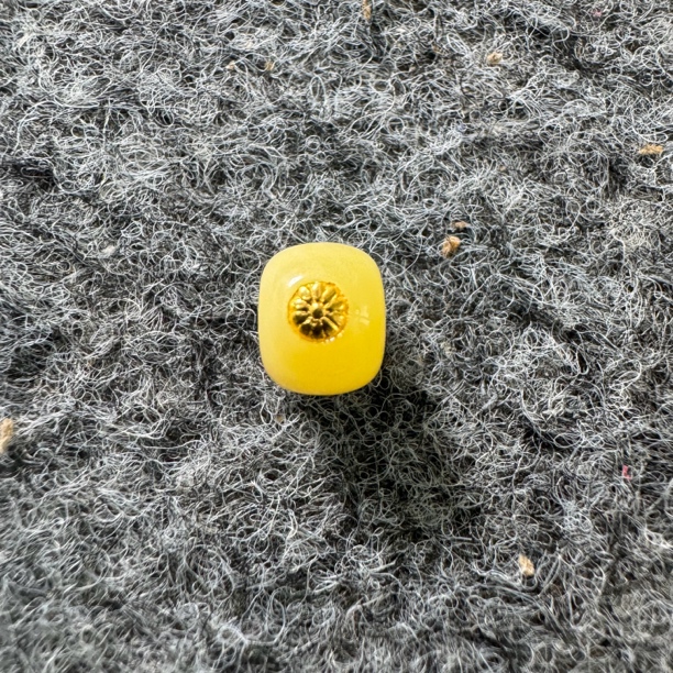 粉丝福利 蜜蜡老型珠 直径7镶嵌18k金标