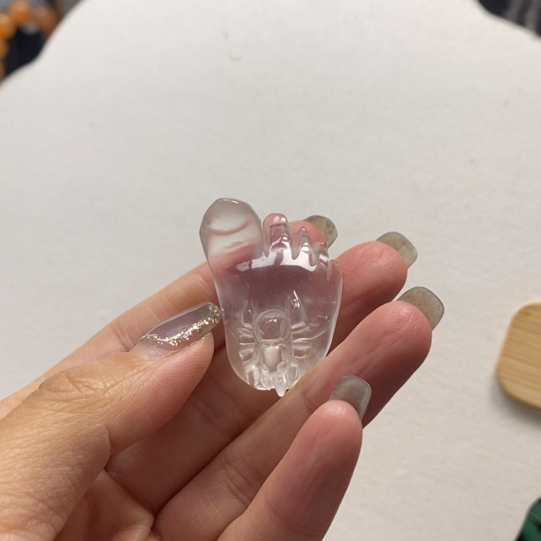 石英质玉未镶嵌颈饰