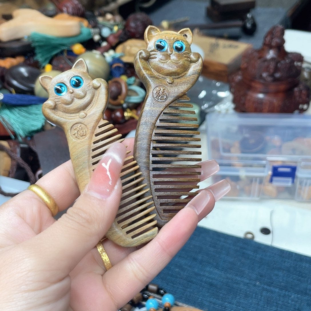 维腊木（绿檀）无事牌