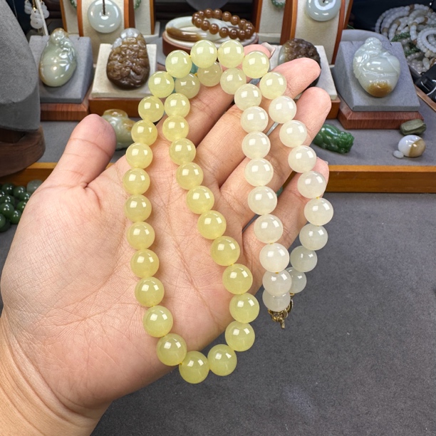 和田玉美人链颈饰