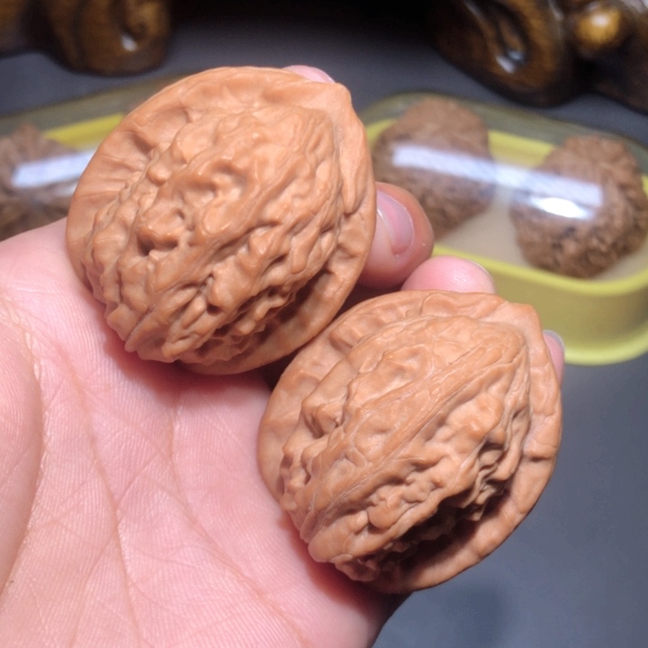 文玩核桃把件38大红袍