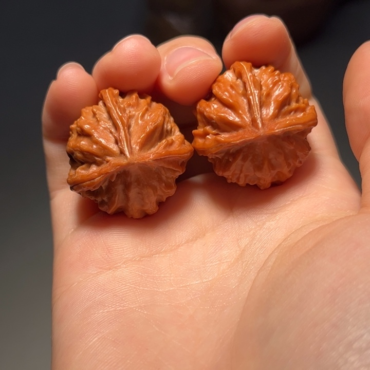 文玩核桃把件三棱613