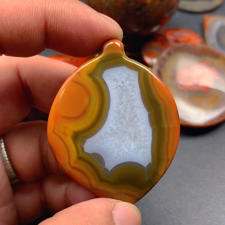 玛瑙/玉髓颈饰未镶嵌