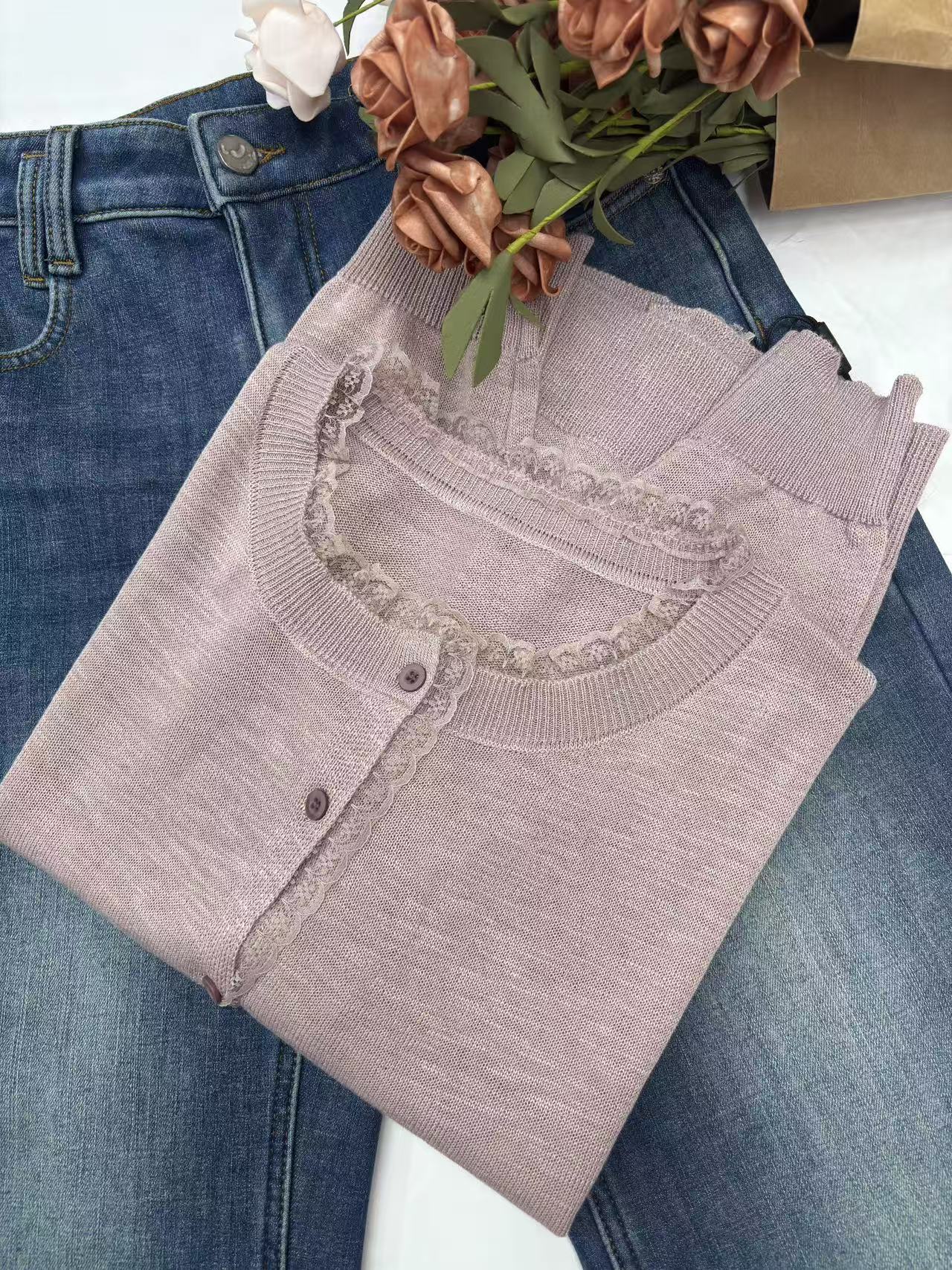 【玉姐家】蕾丝领边新款简约气质长袖针织衫上衣 新选f1179 J022646