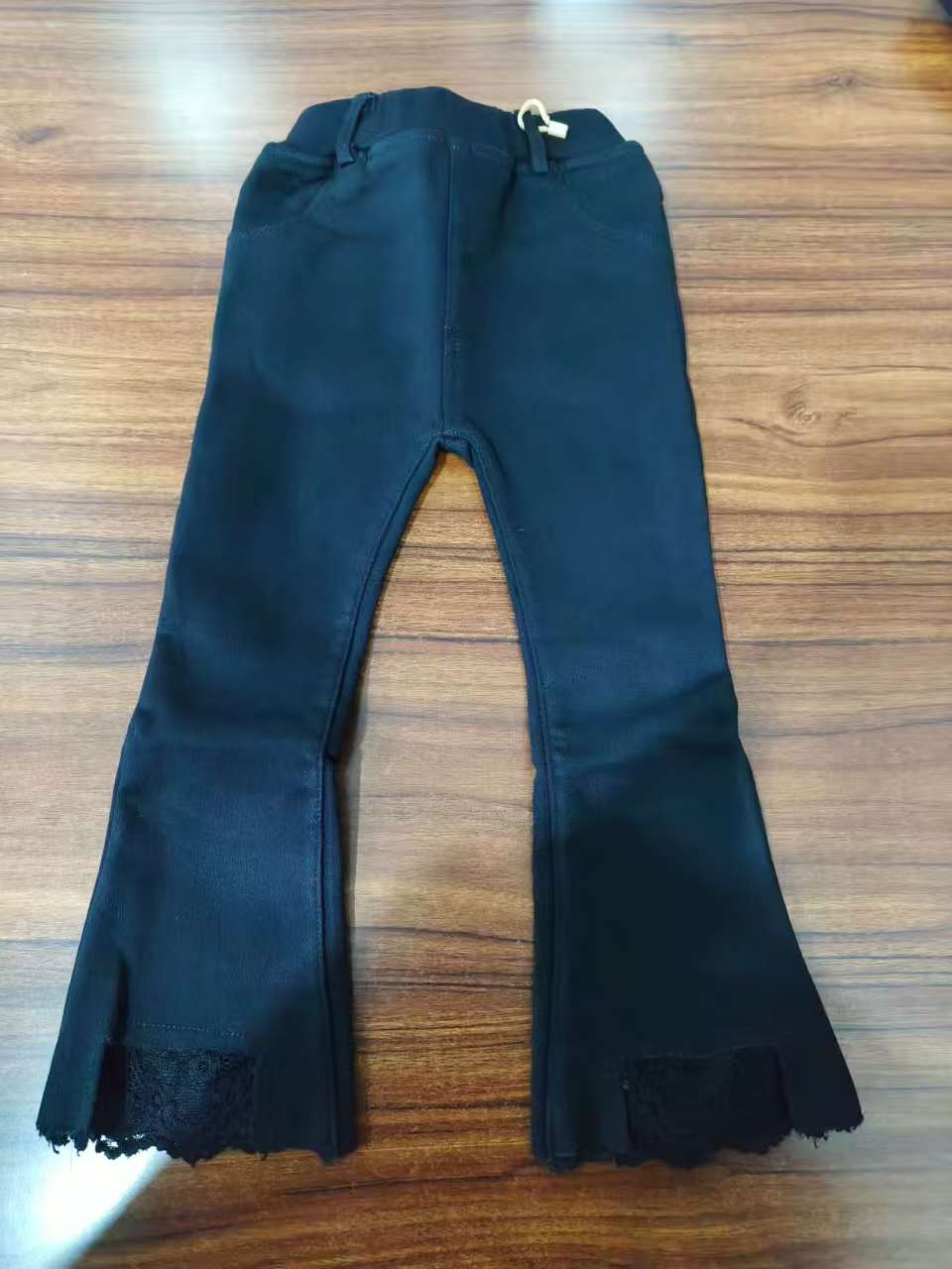 兰山区24号新服装立体硅胶加绒裤子