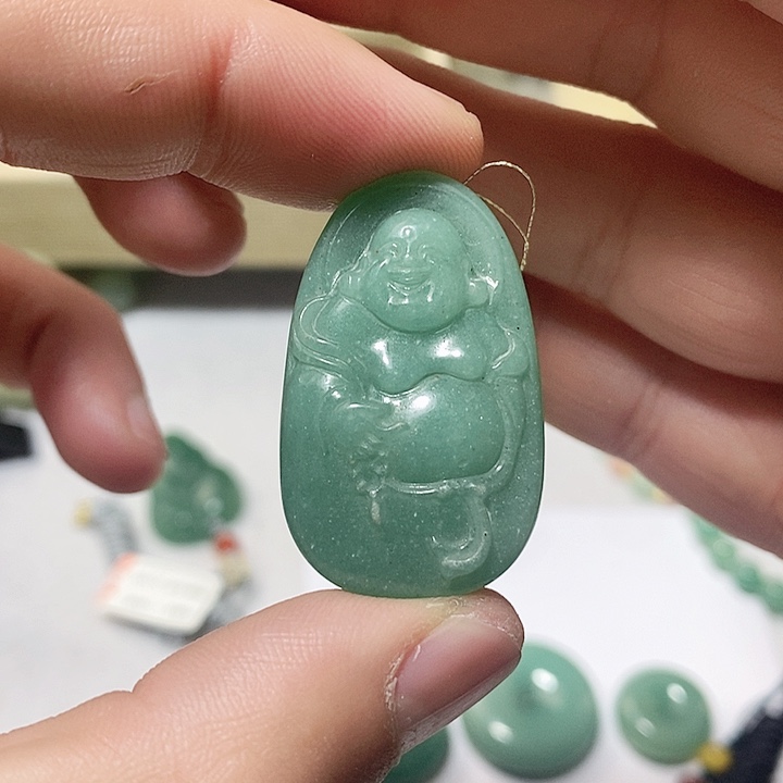 密玉（石英质玉）未镶嵌颈饰
