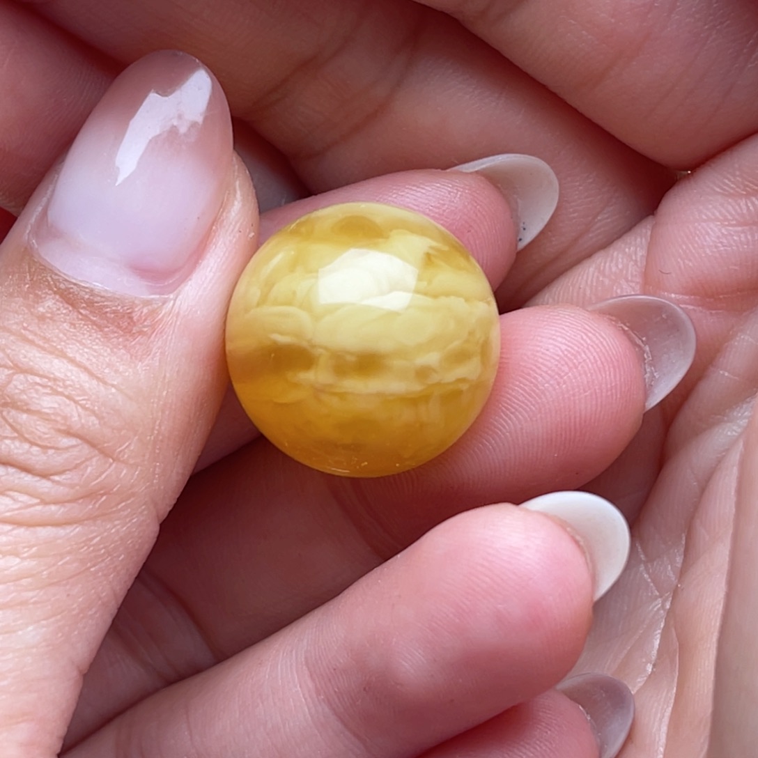 未镶嵌琥珀裸石蜜蜡圆珠梦
