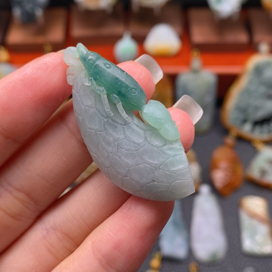 定制翡翠未镶嵌翡翠