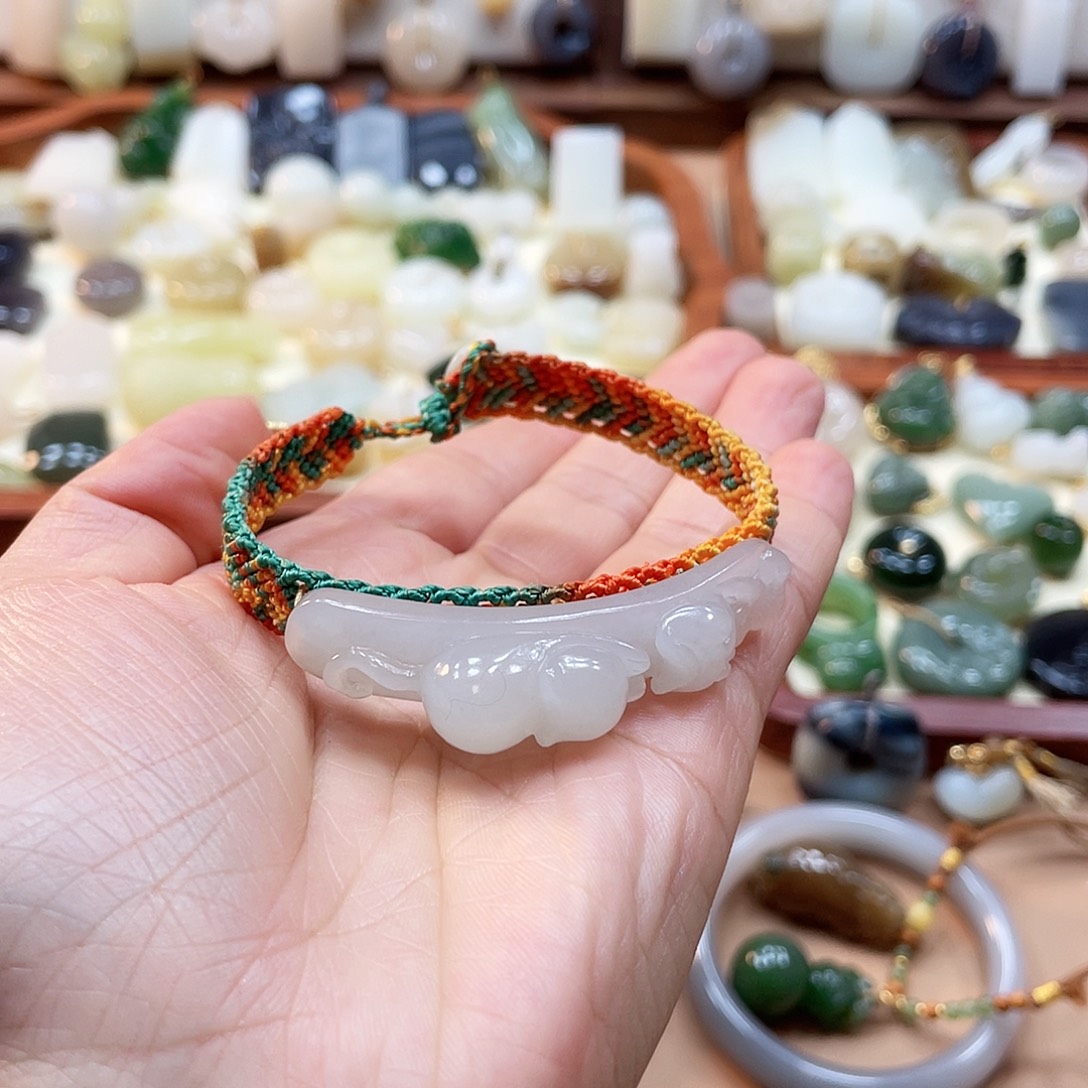 未镶嵌手链和田玉