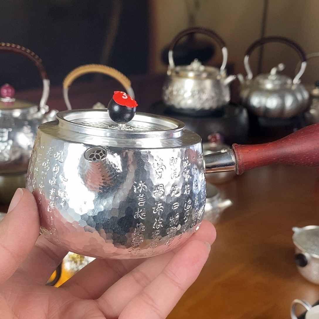 中***演手工制作茶杯茶壶茶具银衣壶