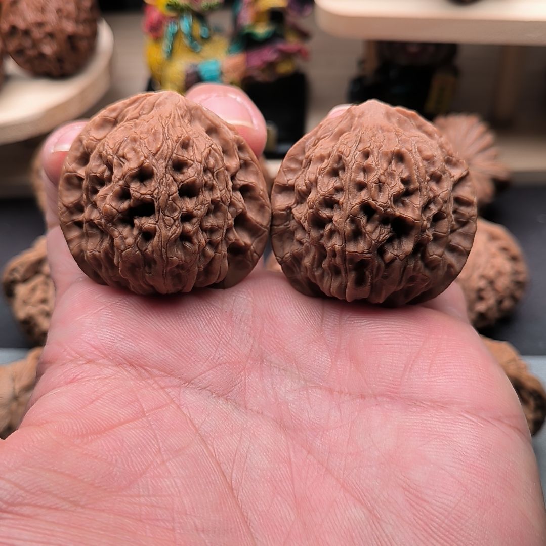 文玩核桃吊坠山地崔凯公子帽40尺