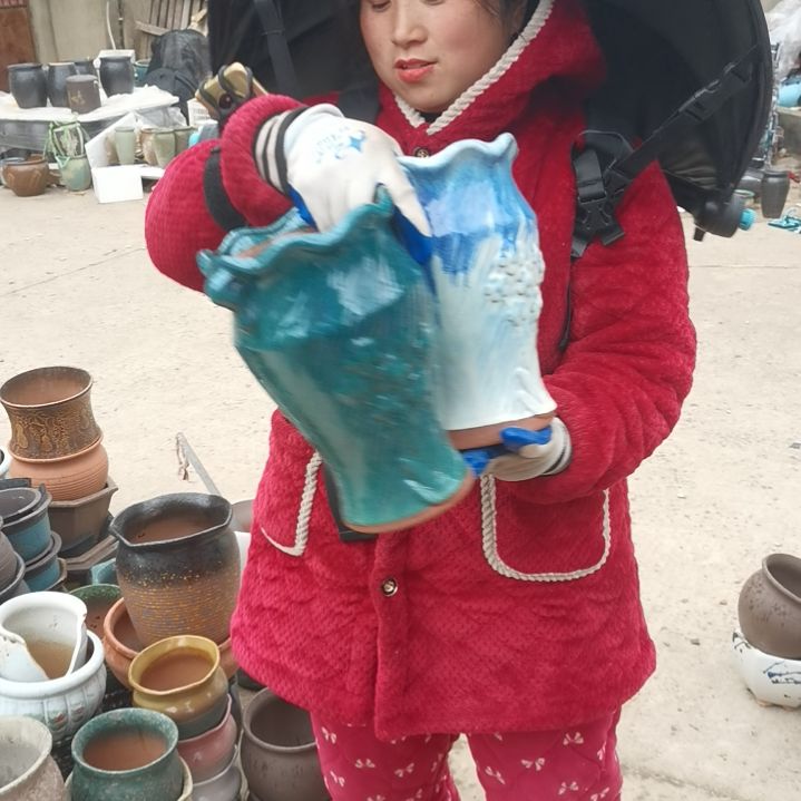 红陶口16高26瑕疵两个