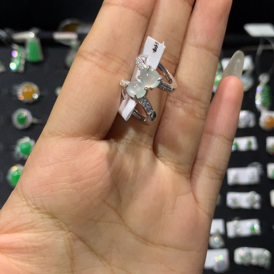 翡翠银S925镶嵌耳饰耳钉