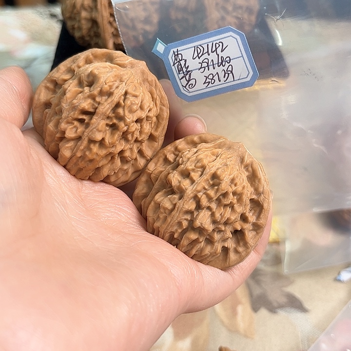 文玩核桃把件平谷四座楼