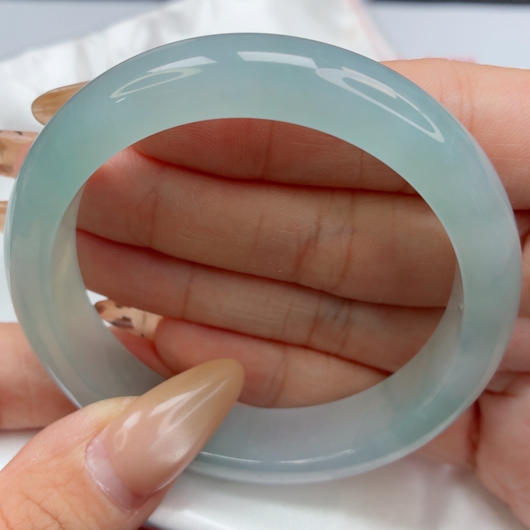 未镶嵌手镯翡翠康*天空蓝