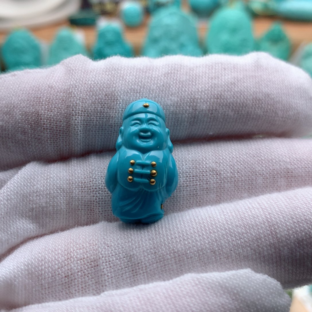 绿松石颈饰未镶嵌