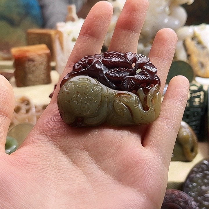 和田玉未镶嵌挂件