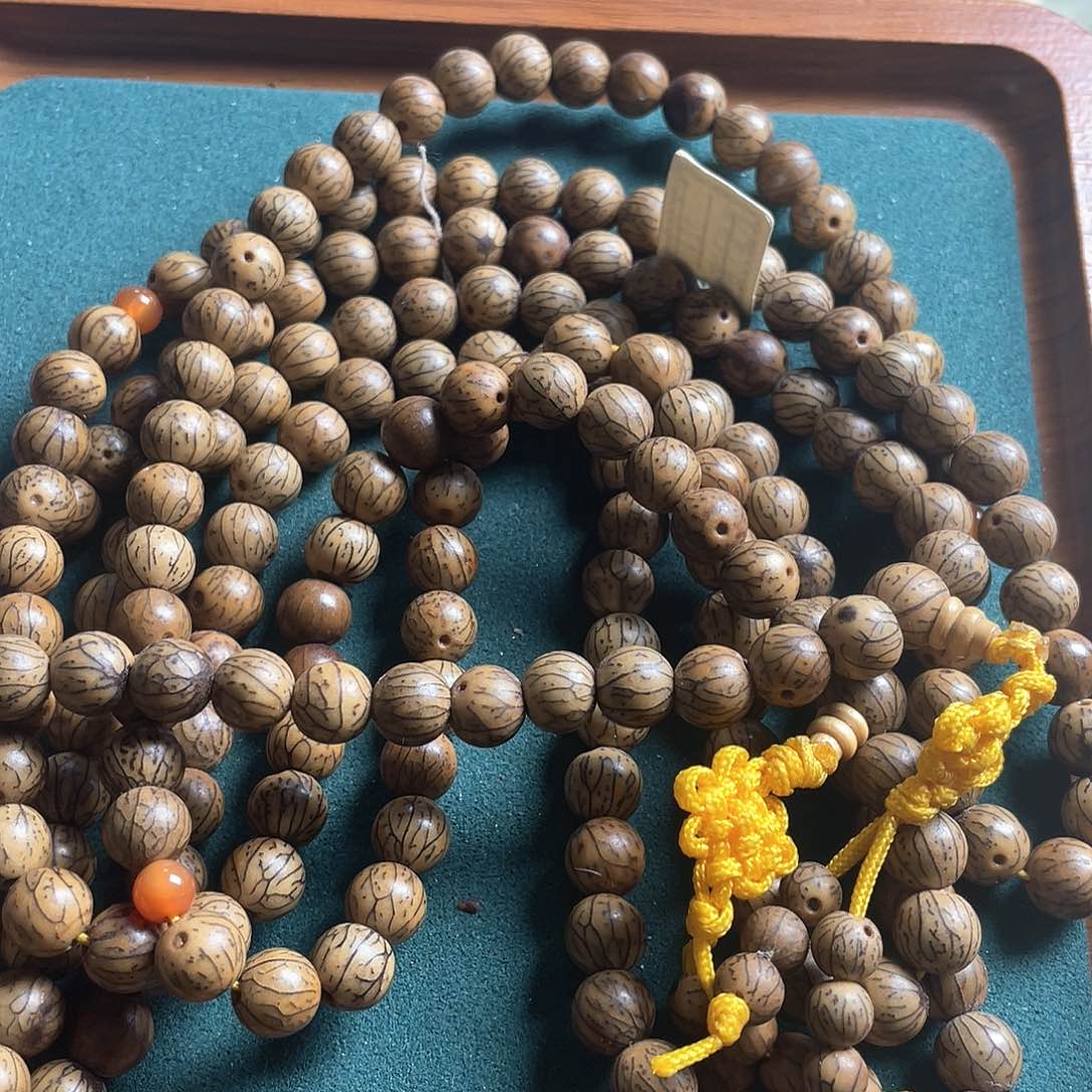 白玉菩提吊坠银线菩提