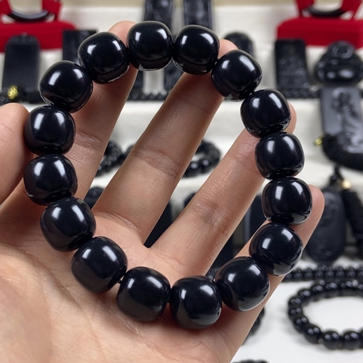 用****和田玉（墨玉）未镶嵌手串卡14老型羊