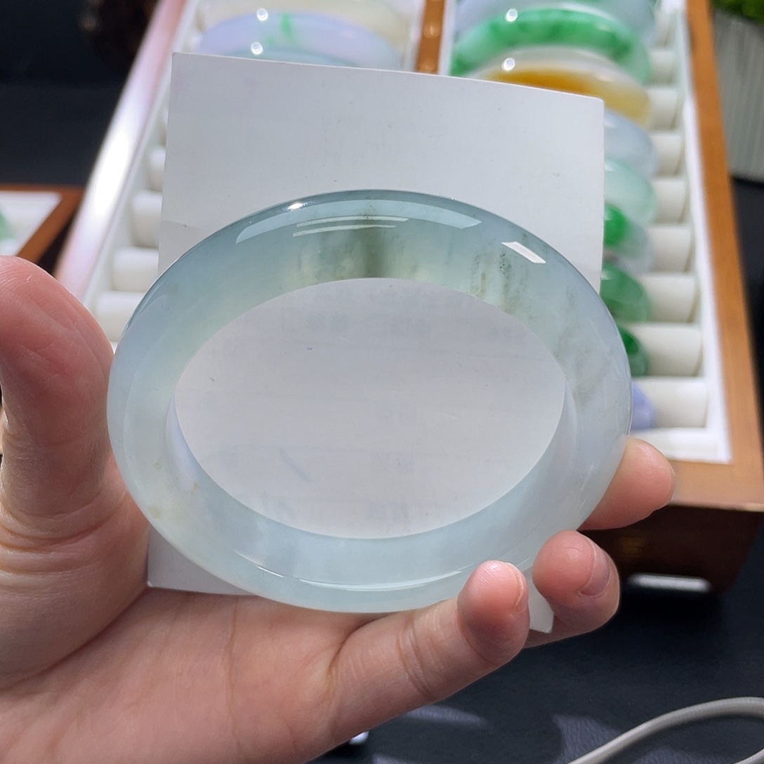 翡翠未镶嵌手镯57.8冰蓝