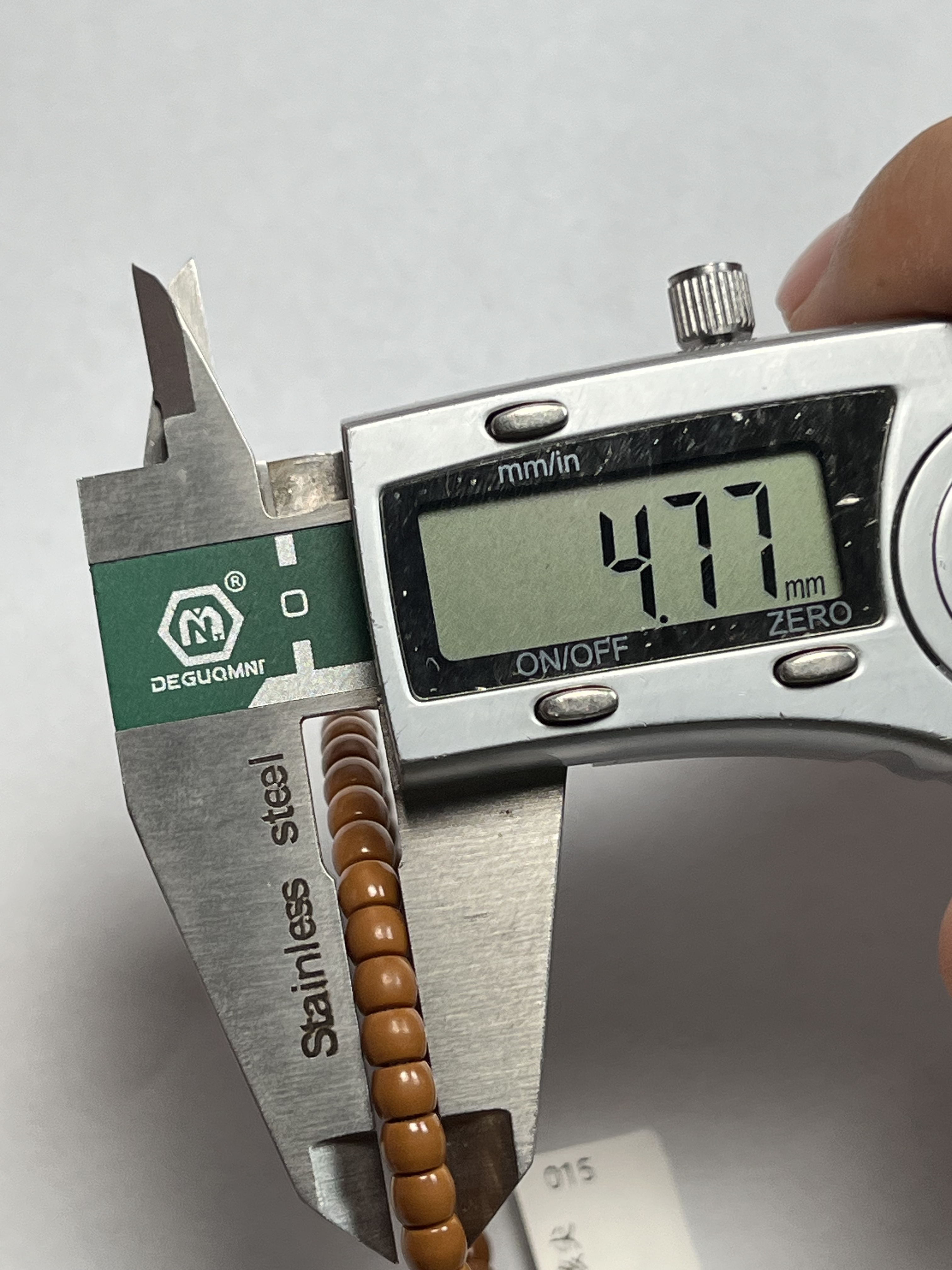 0.47cm橄榄核尖直切手串