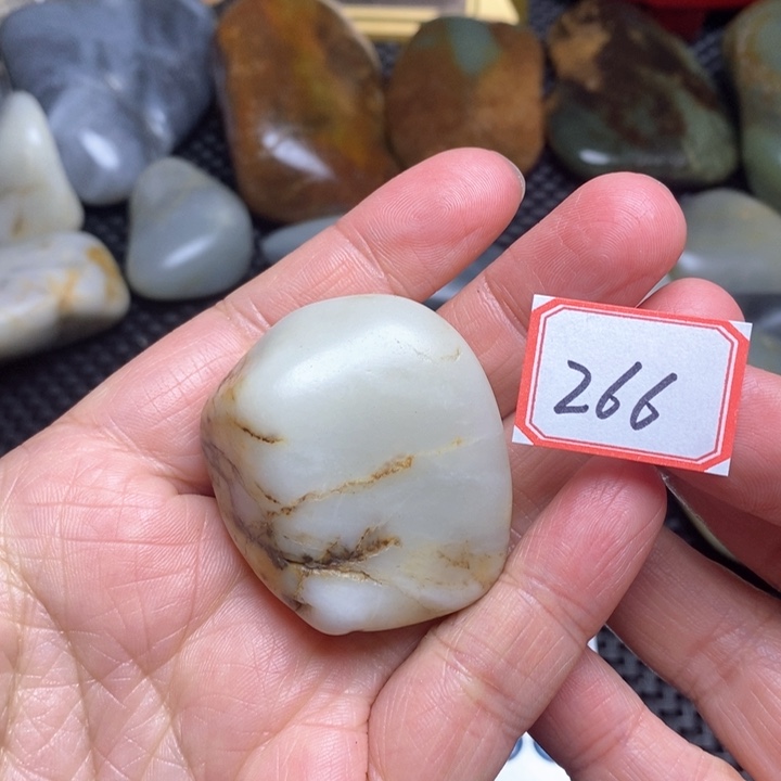 未镶嵌和田玉把件266