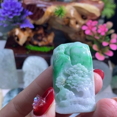 【闪购商品】颈饰未镶嵌翡翠山水