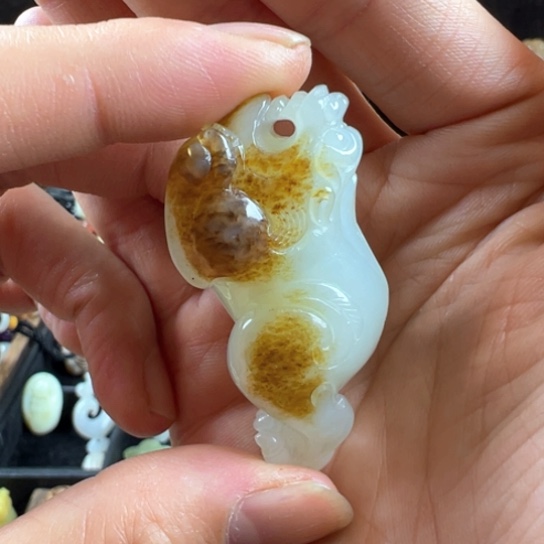 和田玉颈饰未镶嵌