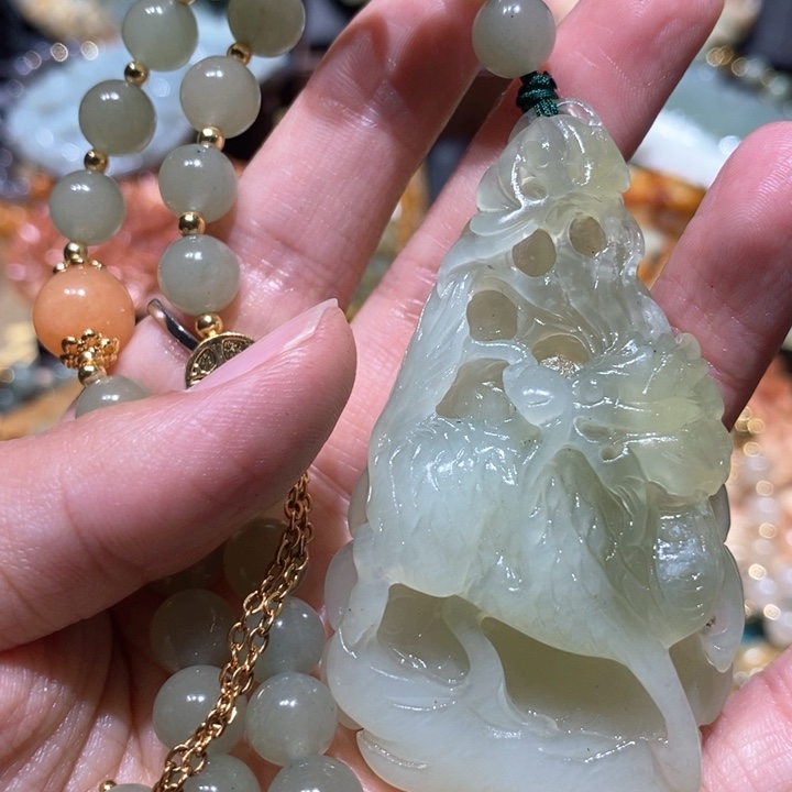 岫玉毛衣链未镶嵌