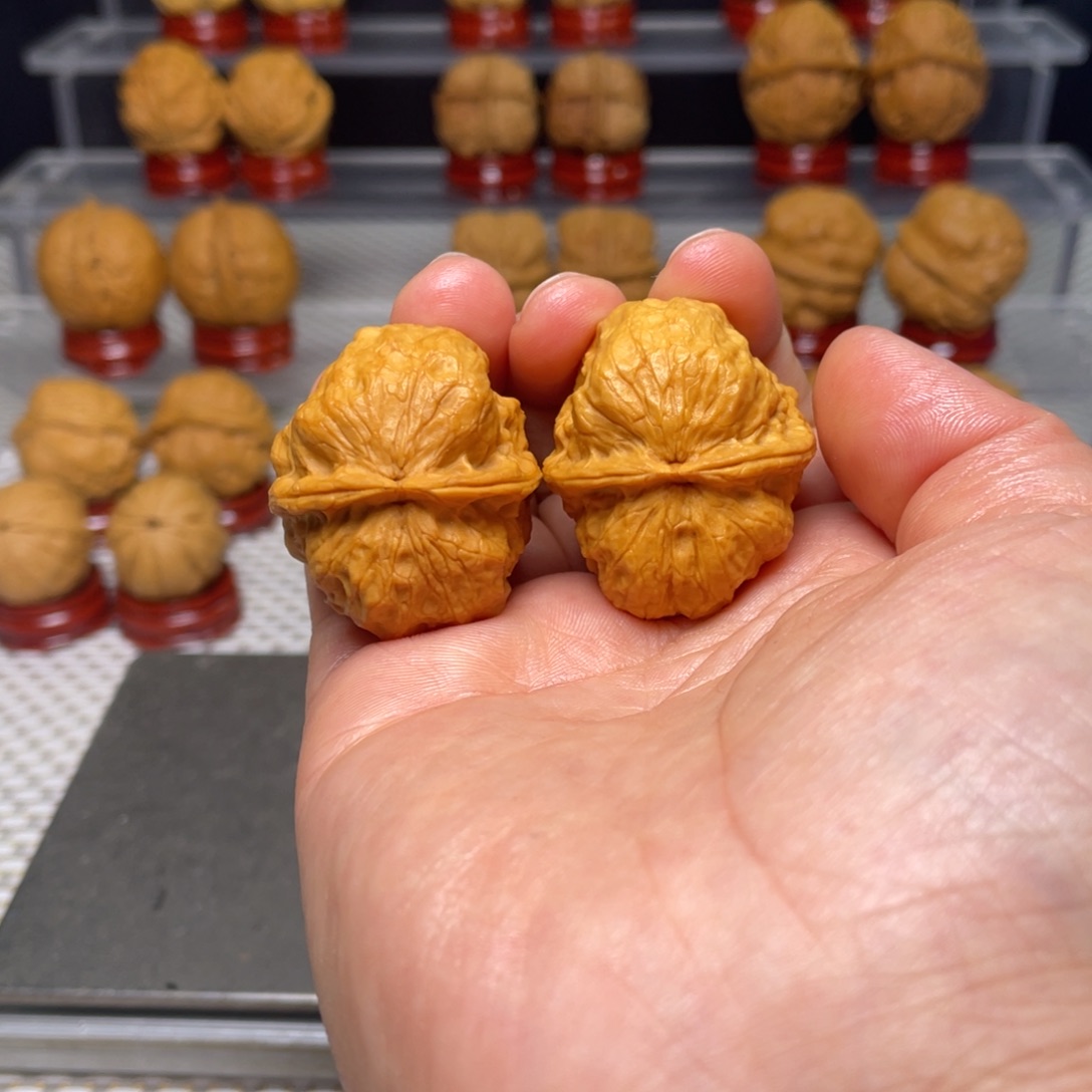 文玩核桃把件43龙脊妖蟾