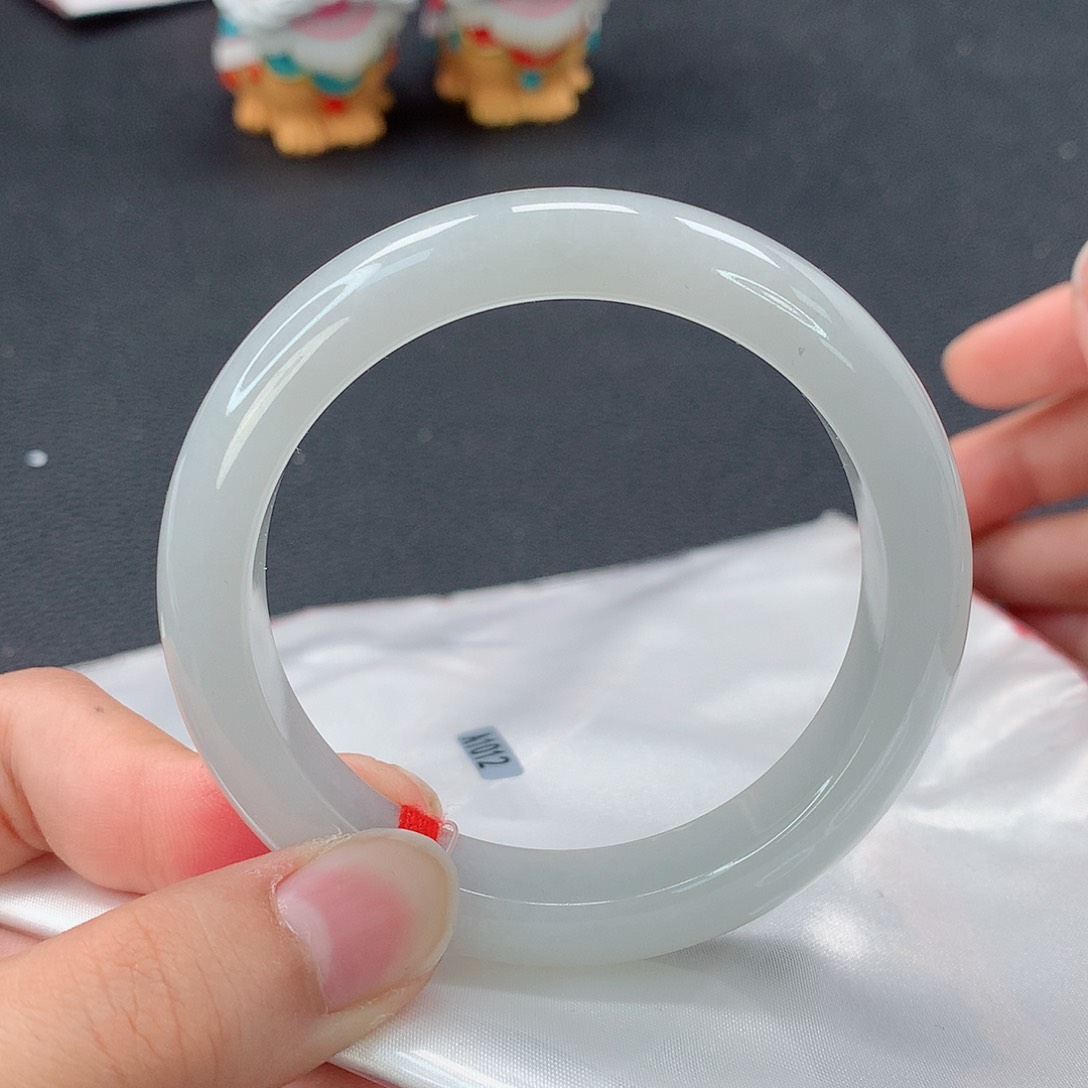 翡翠手镯未镶嵌正圈54.5 翡翠手镯160