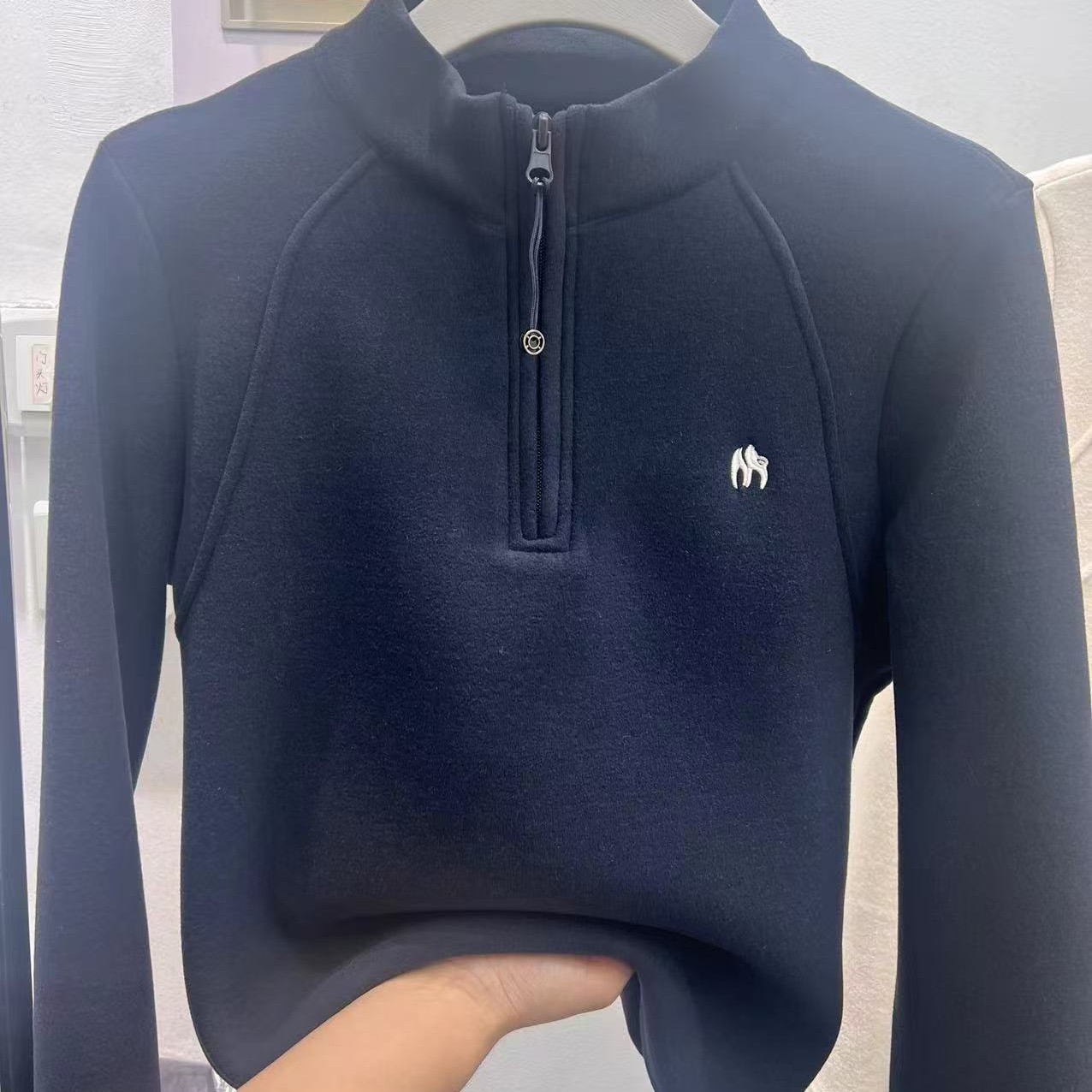 31款膨体绒立领冬季刺绣拉链女保暖开衫（衣长58左右）