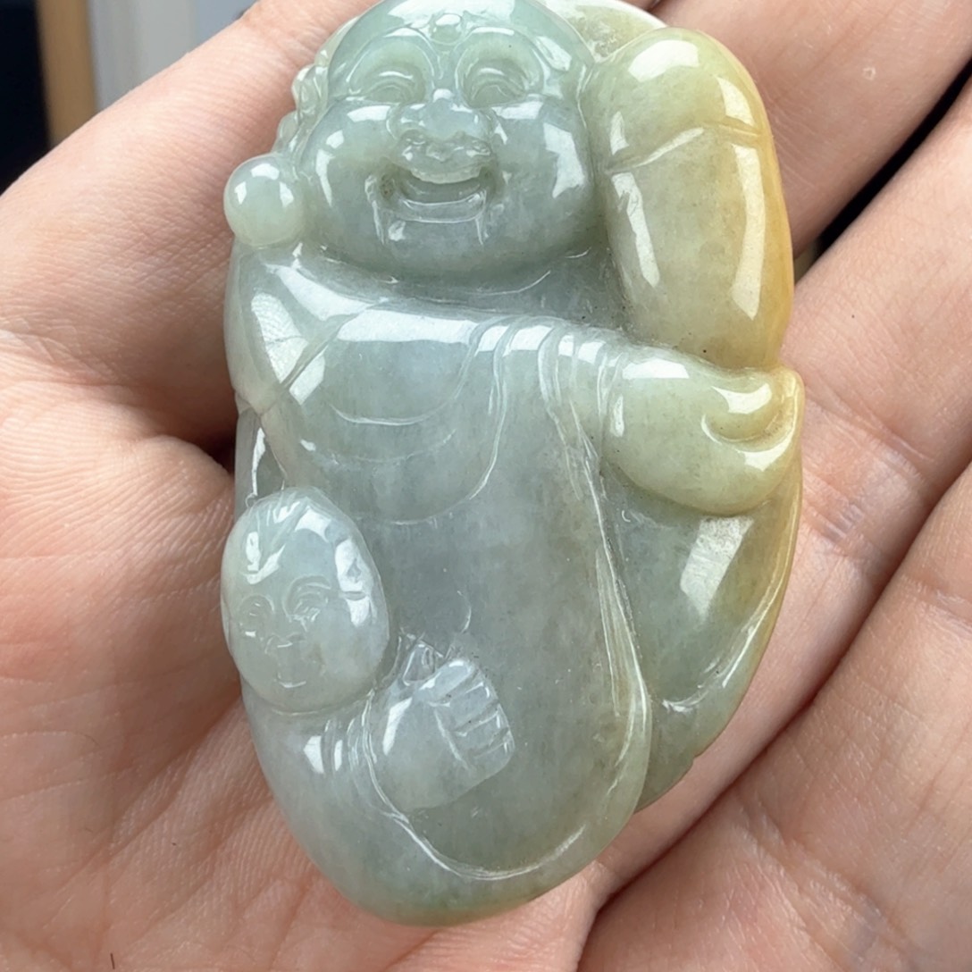 翡翠挂件未镶嵌翡翠