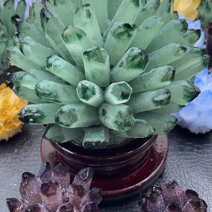 琉璃手工艺品小**，晶簇