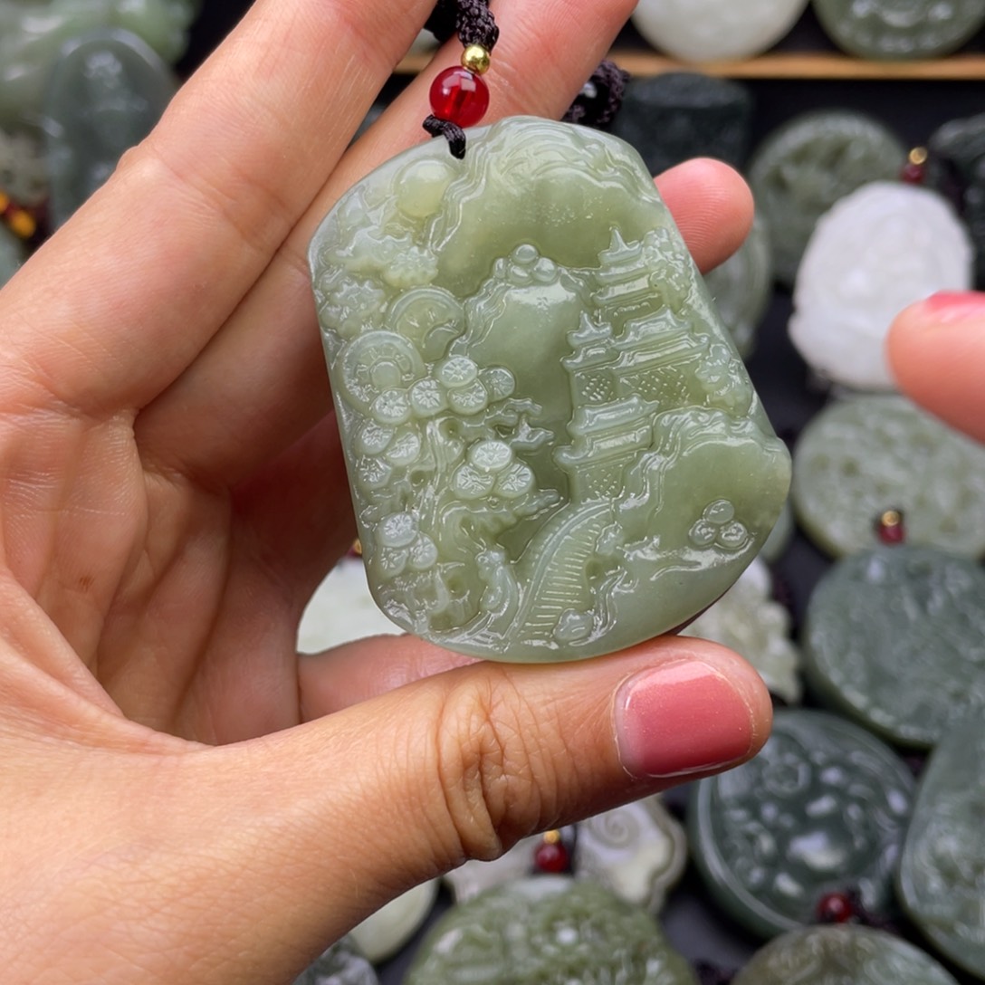 和田玉颈饰未镶嵌