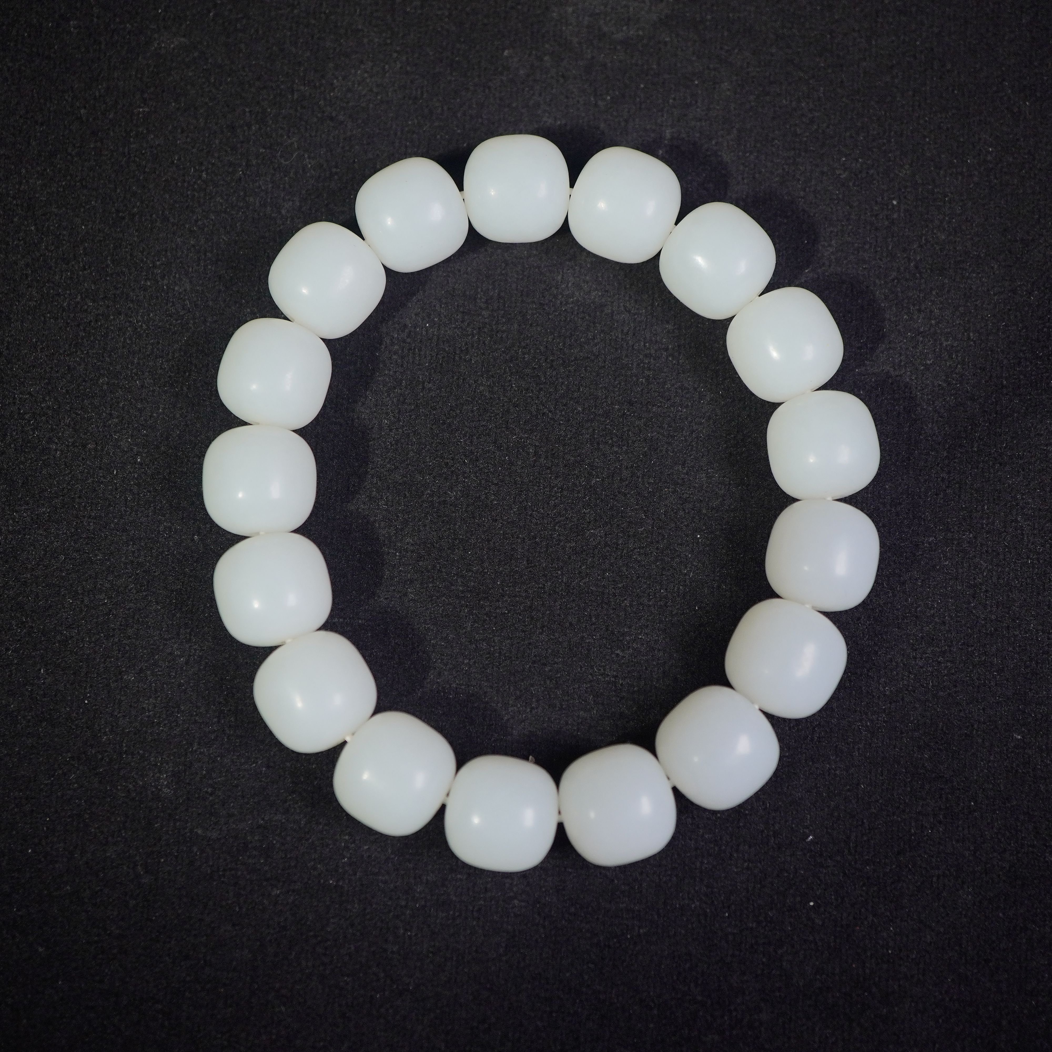 26L9  清   和田玉手串