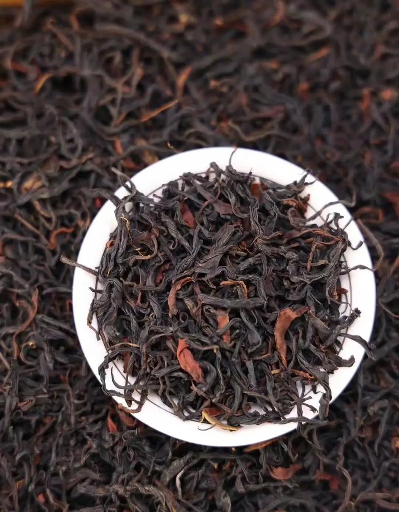 森林古树2025年（头春）古树晒红.生茶普洱茶200克散茶