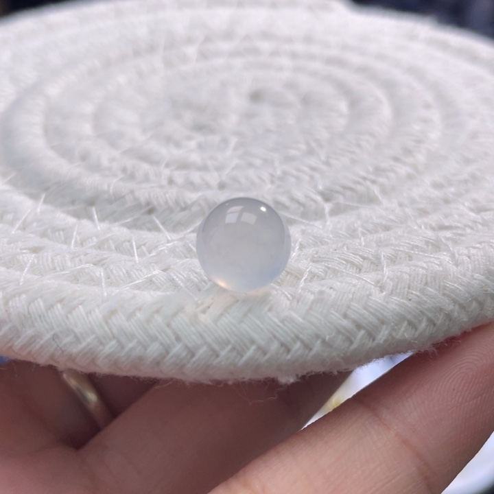 散珠翡翠白冰圆珠卡9.5mm