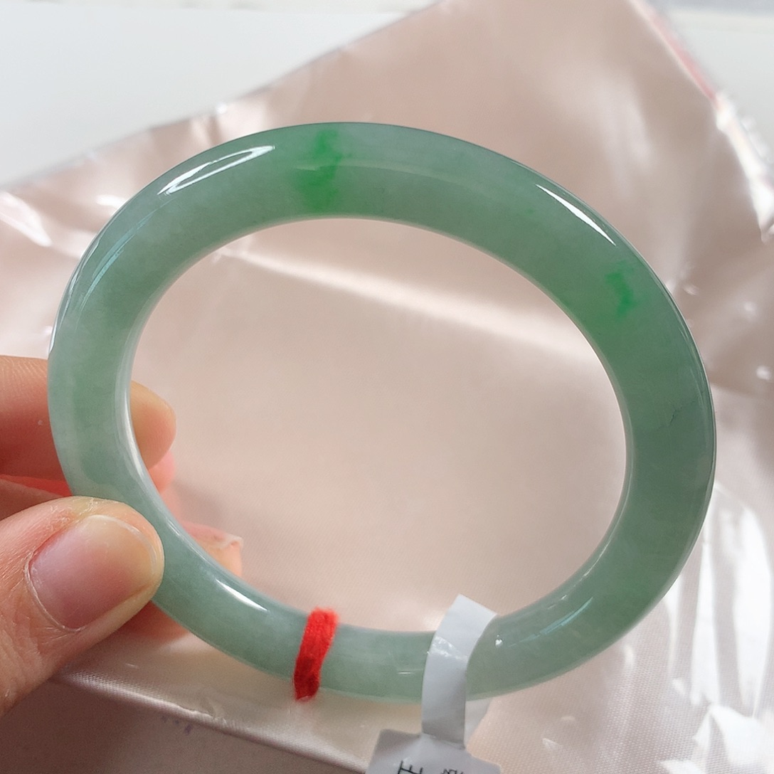 翡翠手镯未镶嵌 圆条①①④