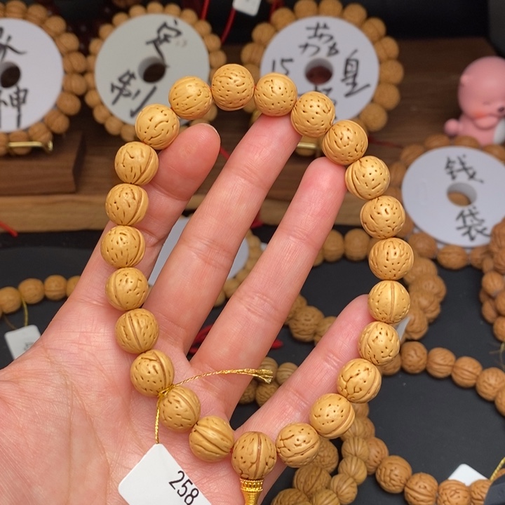 桃核手串金蝉子12.5A.............