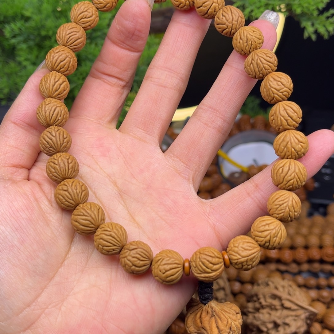 峰****吊坠文玩核桃柳叶纹手持