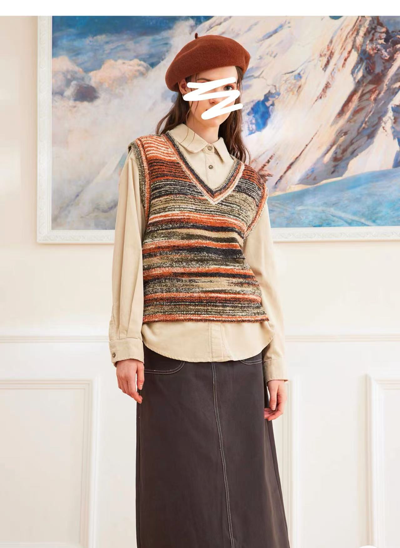 小妳XiaoNi———（冬款V领毛线马甲2340001）