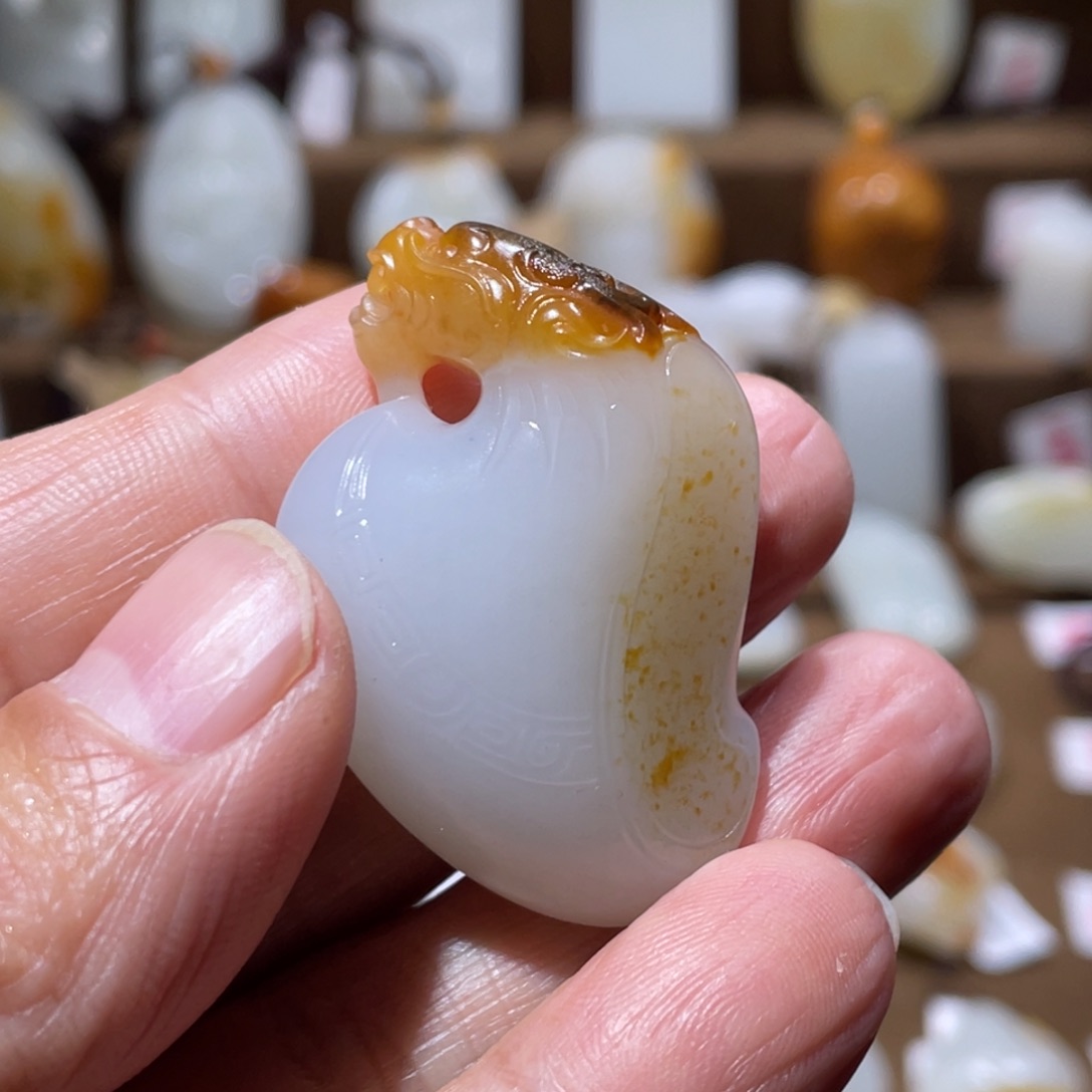 和田玉挂件未镶嵌风****6