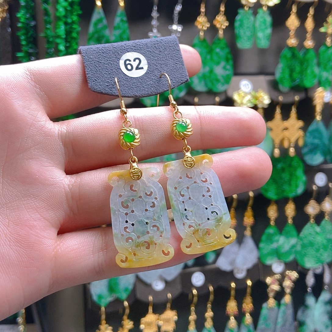 翡翠未镶嵌耳饰翡翠