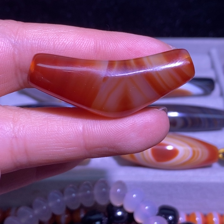 玛瑙/玉髓未镶嵌颈饰