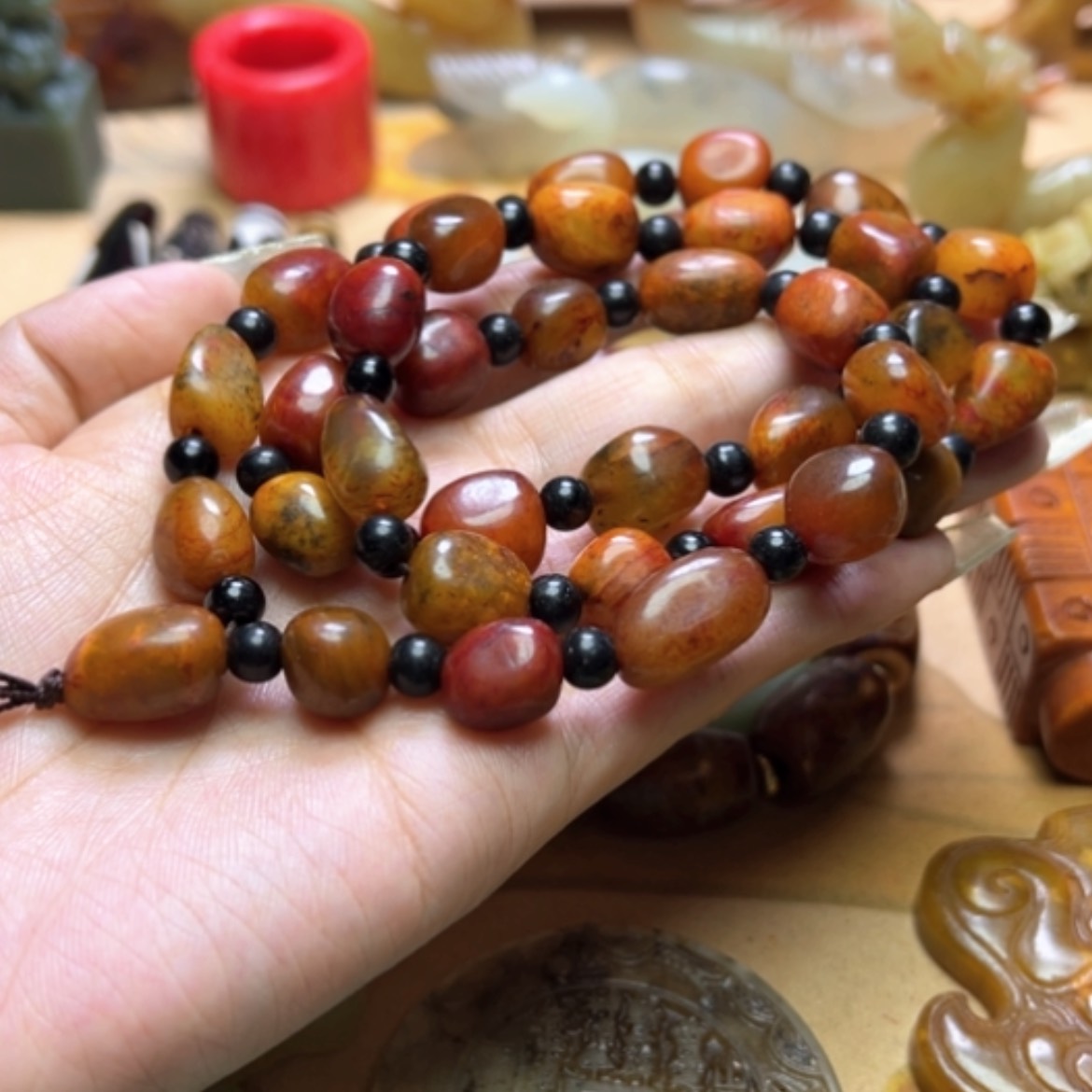 【闪购商品】蛇纹石玉颈饰未镶嵌