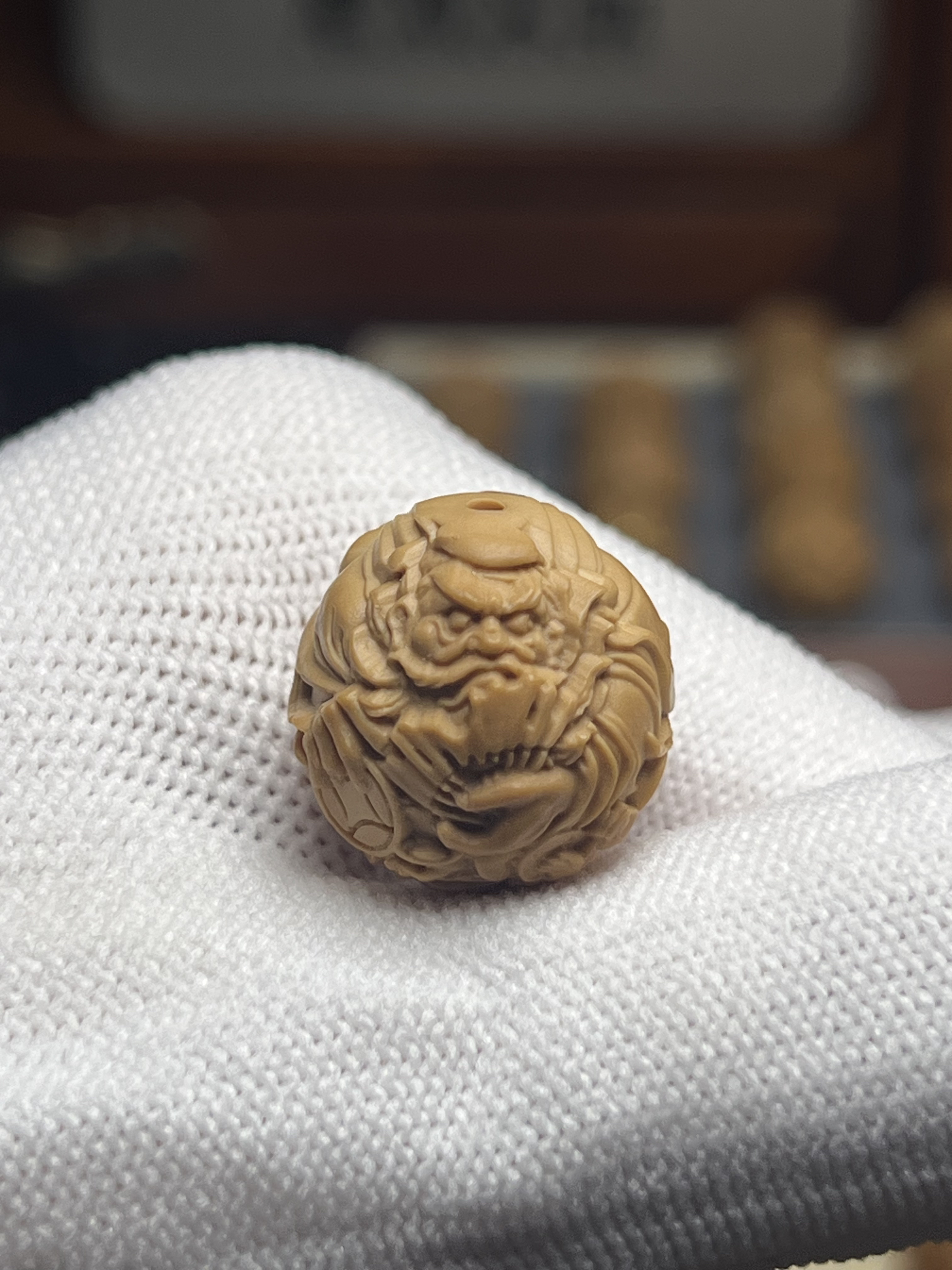18左右尺寸骷髅钟馗猴头核桃（全品有正常封口线）
