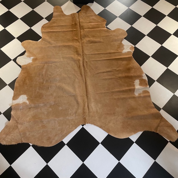 【本尼家】K358 250*225专拍牛皮地毯家用轻奢