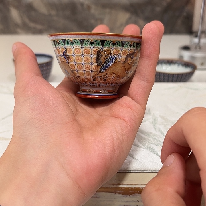 珐琅彩山海经主人杯